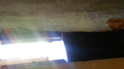 Nuogos mano storos žmonos nuotraukos įvairiose vietose, atskleidžiančios viską